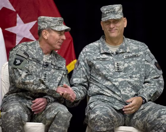 David Petraeus, Ray Odierno
